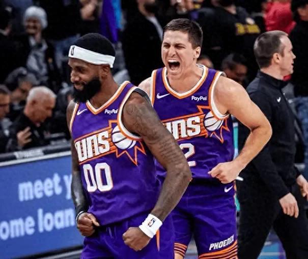 33中5!格林成太阳累赘,排队给火箭道歉,斯通下了一盘大棋