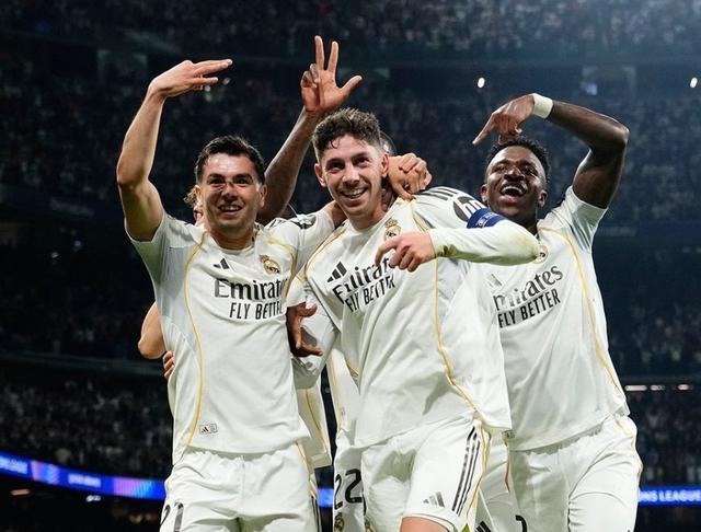 皇马3-0横扫曼城!27岁队长轰22分钟帽子戏法!英超6队竟难求一胜