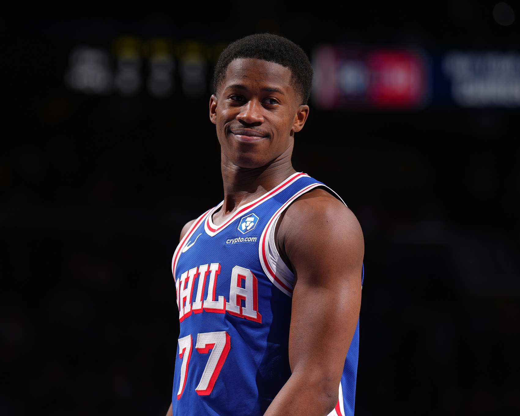 欧博abg-12板生涯新高!埃奇库姆:道格·韦斯特总告诉我必须抢板